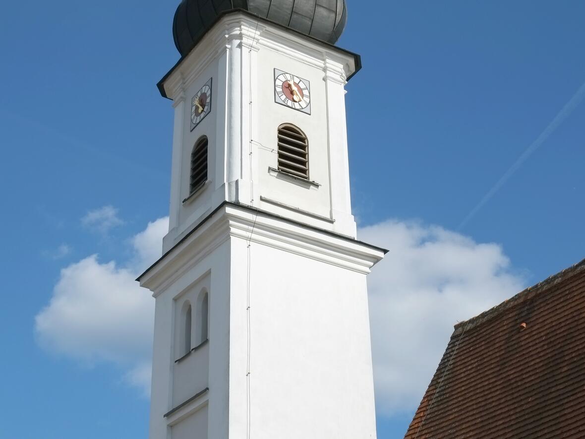 Kirche St. Nikolaus in Sainbach im Landkreis Aichach-Friedberg (Bayern, Deutschland)