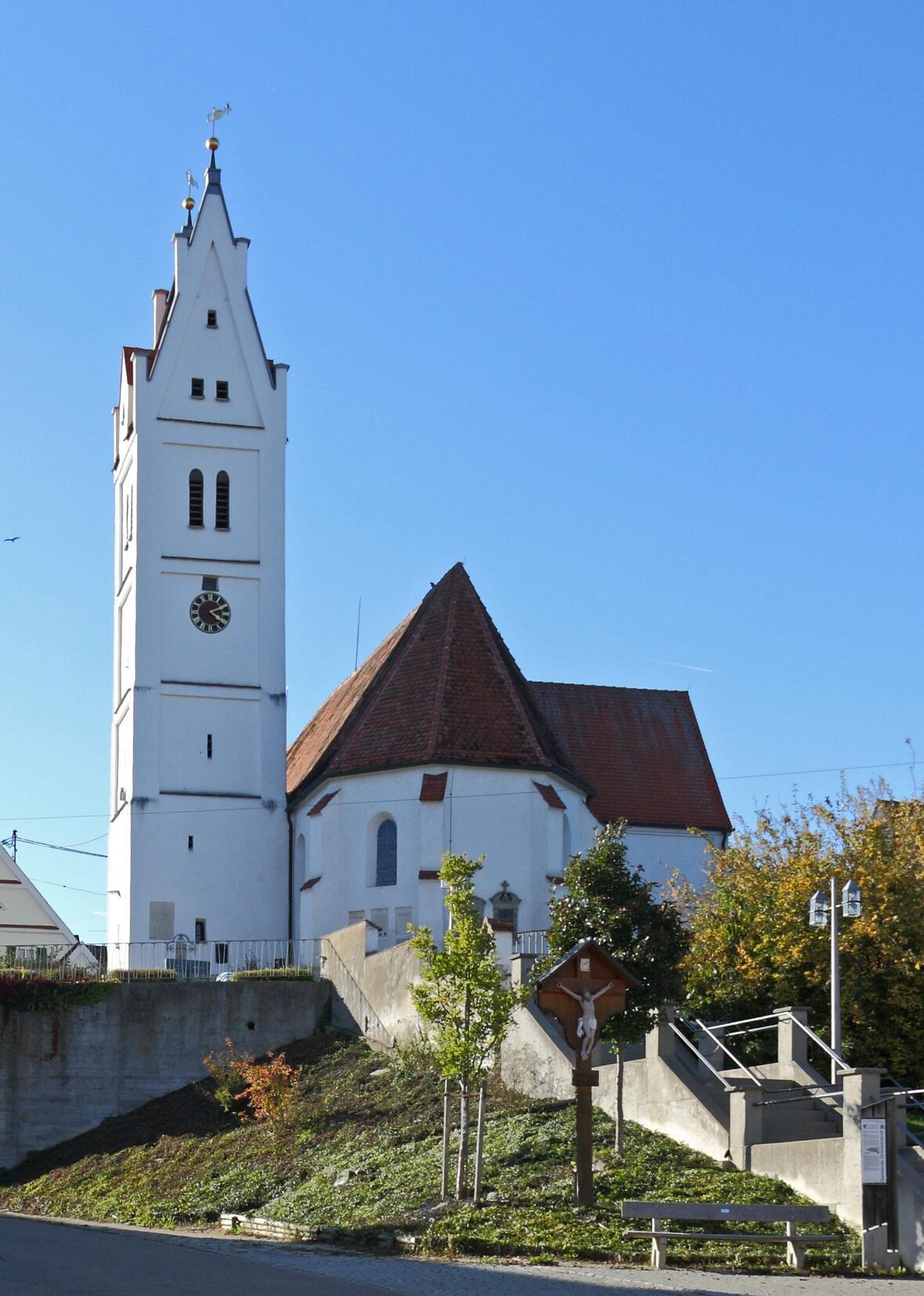 Kath. Pfarrkirche St. Peter und Paul in Grünenbaindt; Ansicht von Osten