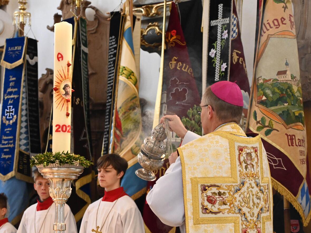 inzens-der-osterkerze4843371