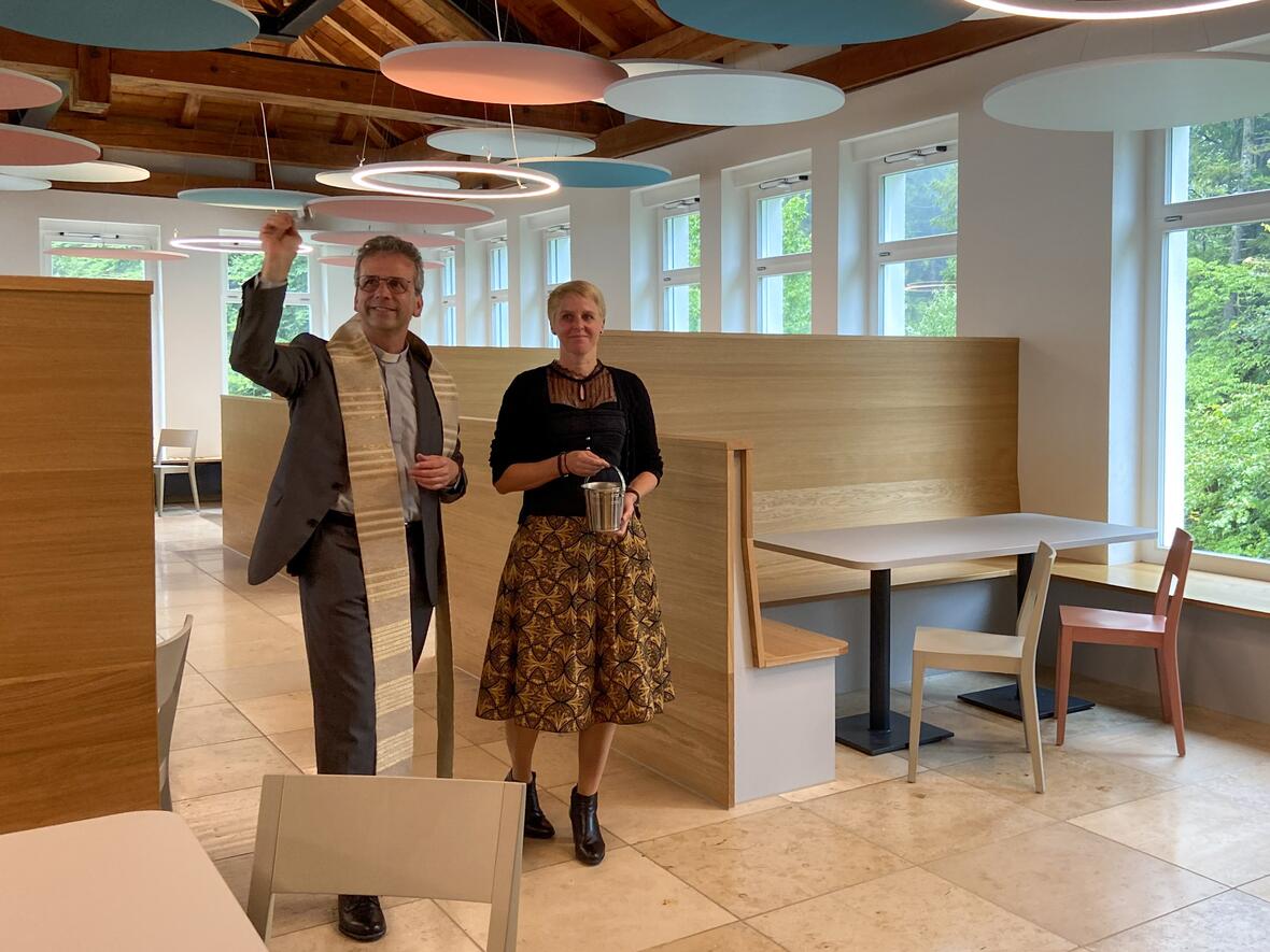 2025_07_28_med-prl-spatenstich-segnung4875572