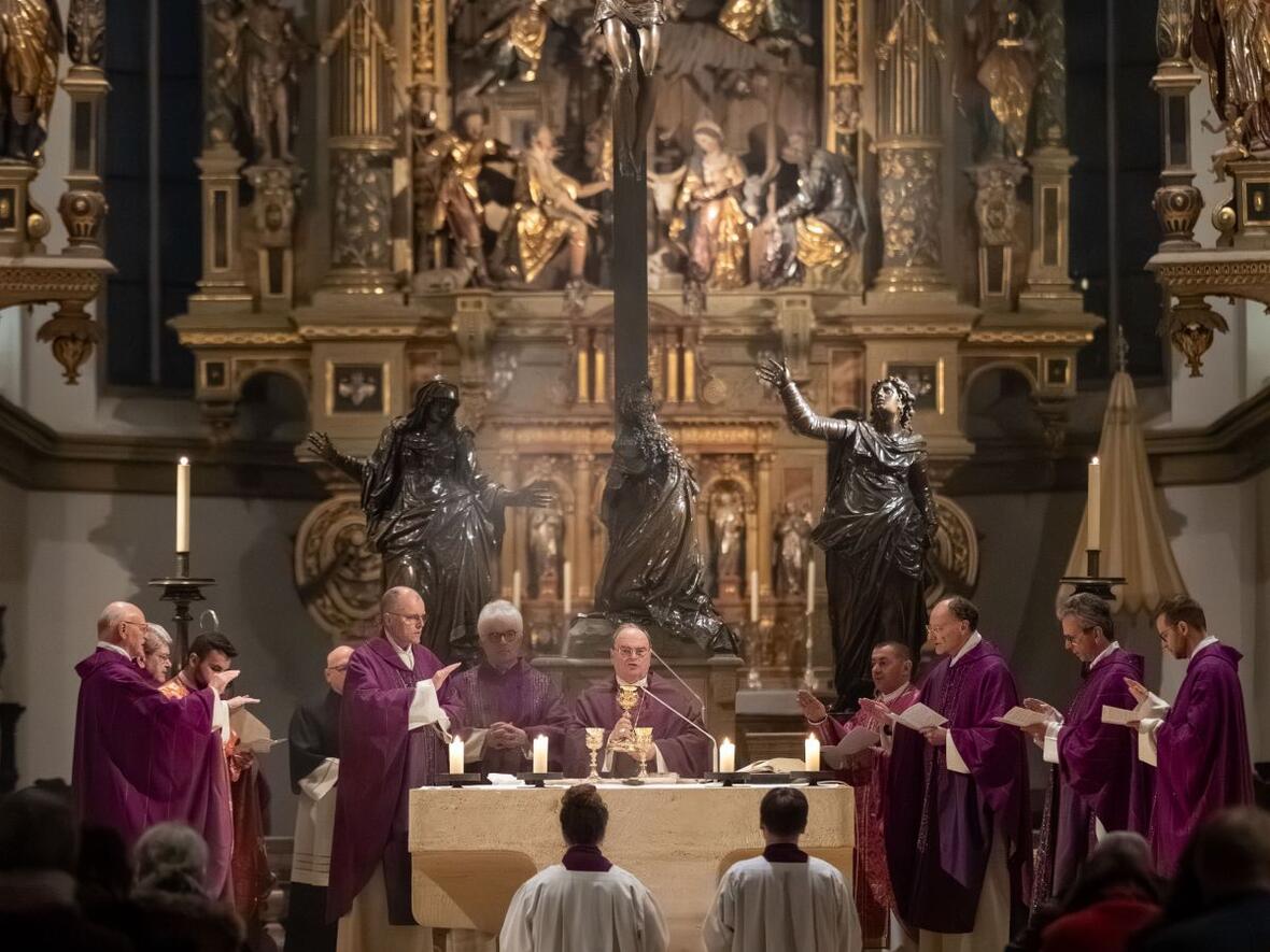 20260302-eucharistische-gebetskette-foto-julian-schmidt_pba-dsc_86984967488