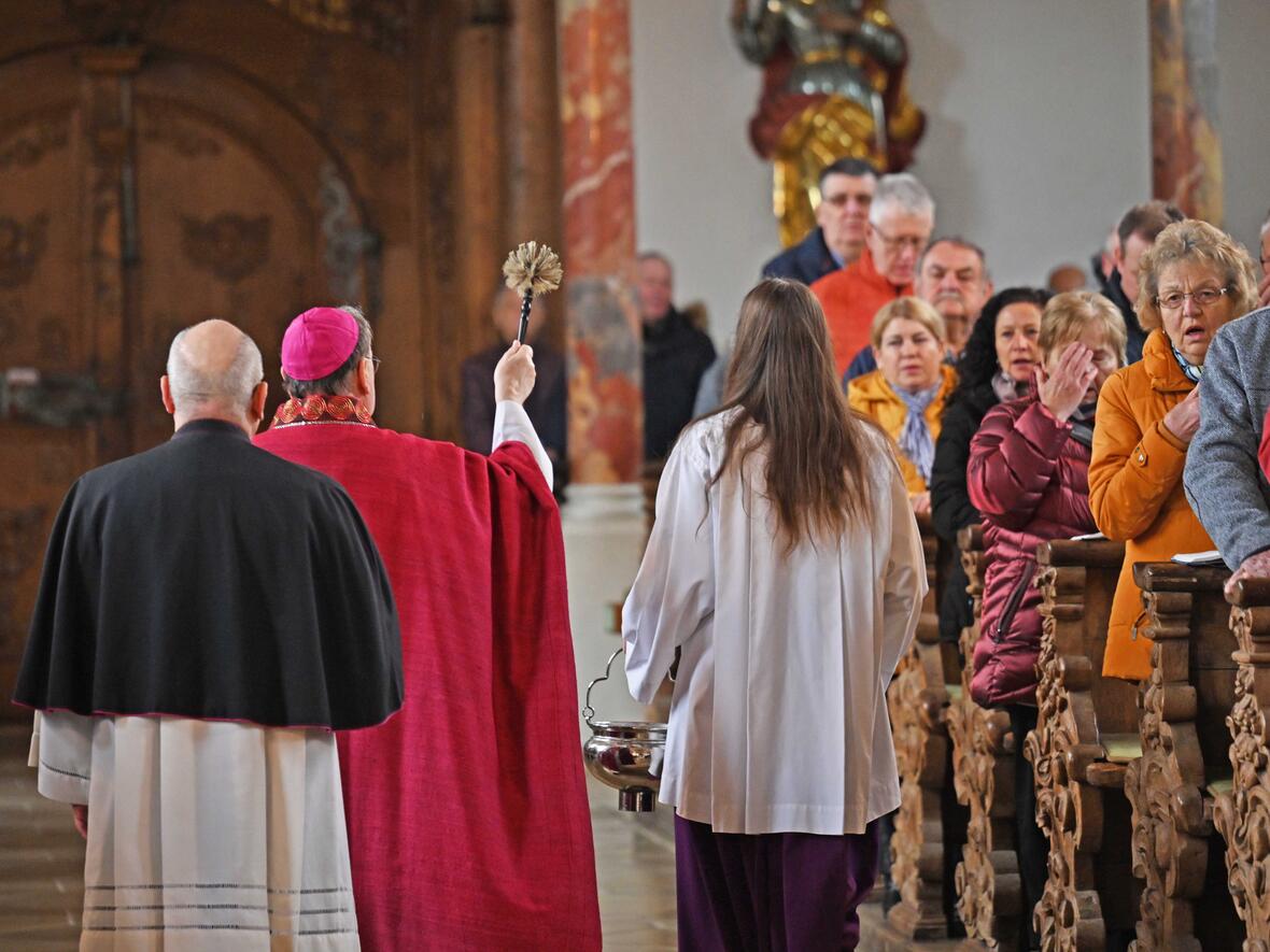 altarweihe-violau-02-foto-leander-stork-pba4974844