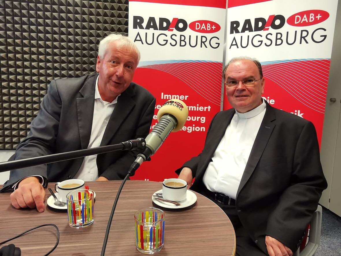 Am Sonntag zu hören: Uli Bobinger im Gespräch mit Diözesanadministrator Prälat Dr. Bertram Meier. (Foto: Radio Augsburg) 