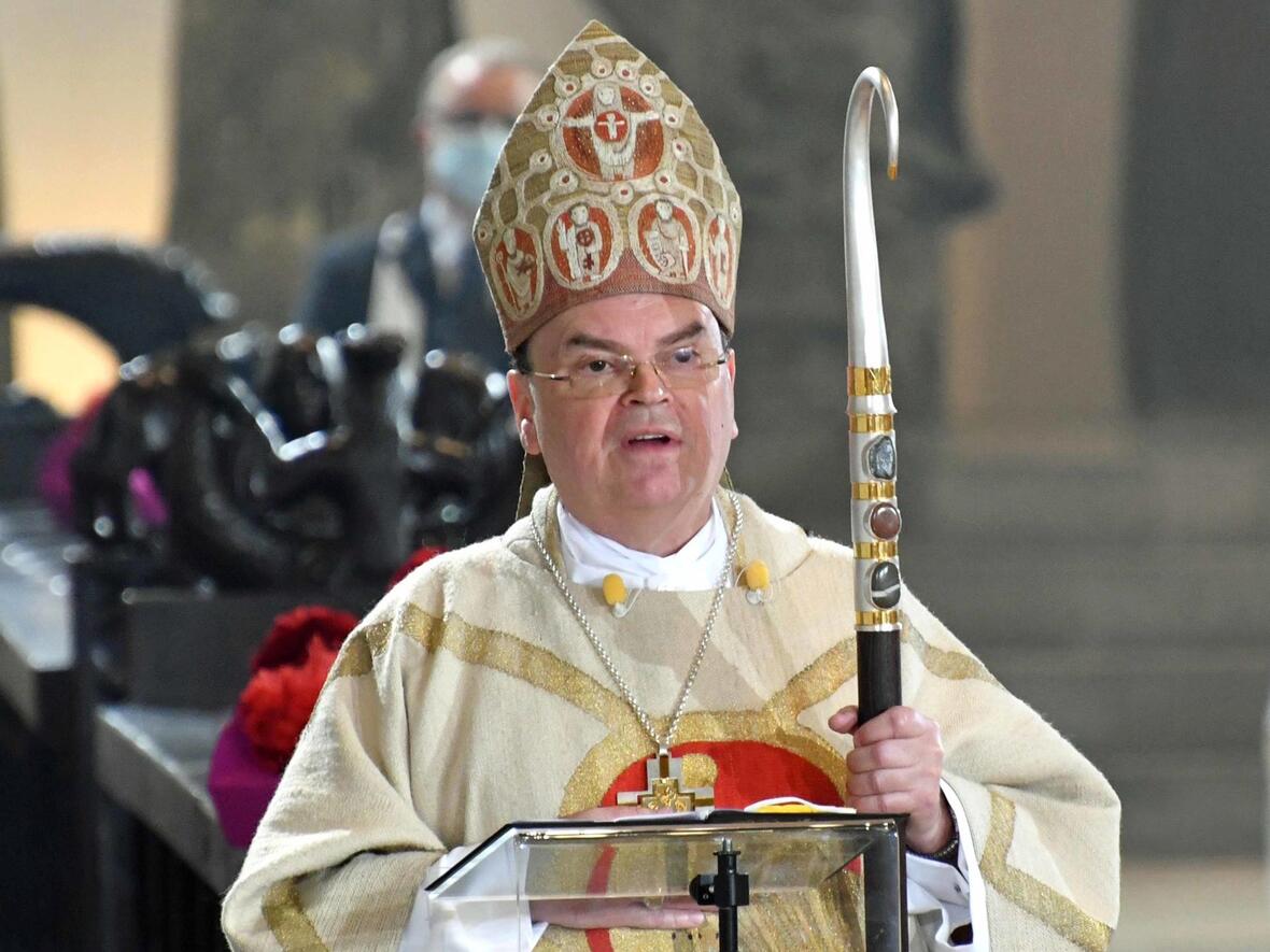 Bischof Bertram während seinem Wort des Dankes (Foto: Nicolas Schnall/pba)