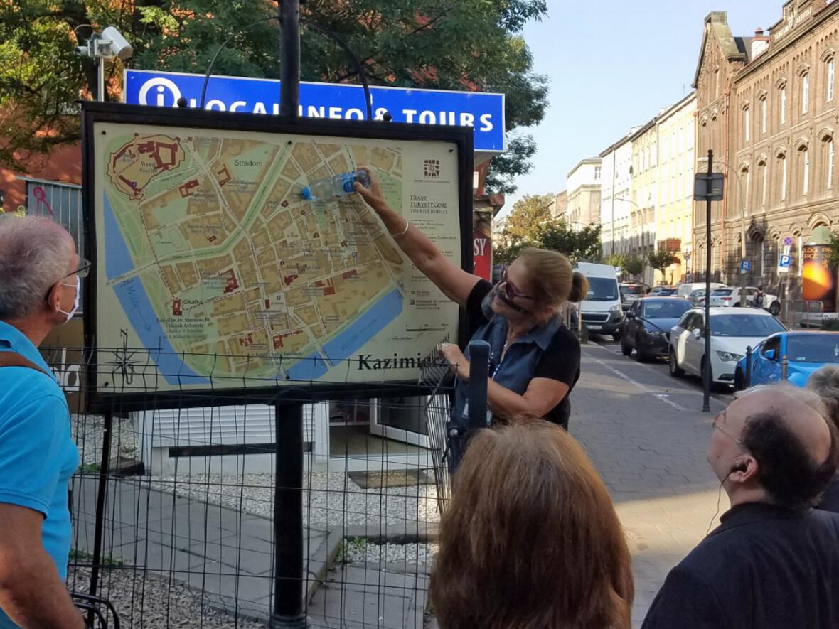 Tag 3: Reinigungsvorschriften und ein abgehärteter Erzbischof (Foto: Ulrich Schwab / Katholische SonntagsZeitung)