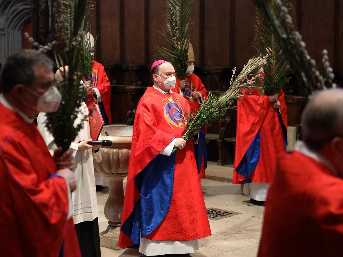 Palmsonntag 2021 im Hohen Dom (Foto: Annette Zoepf / pba)