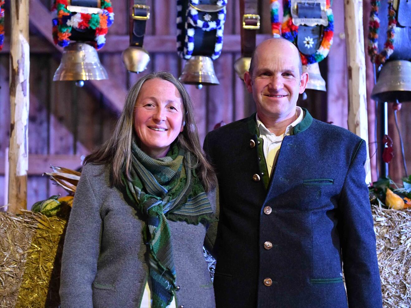 Der Familienbetrieb wird von Birgit und Thomas Steuer geführt. Unterstützung erhalten die beiden von ihren drei Kindern im jungen Erwachsenenalter. (Foto: Maria Steber / pba)