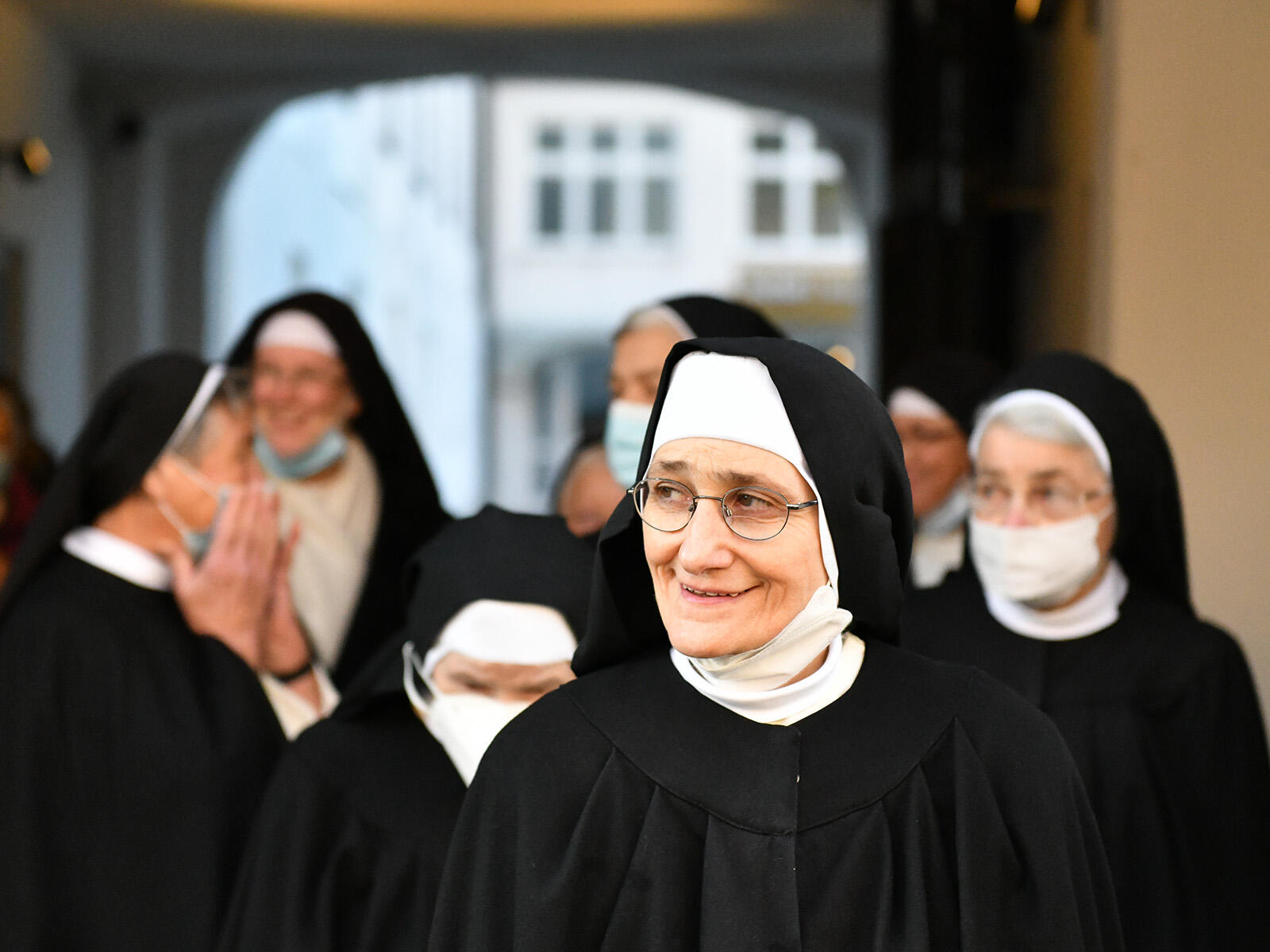 Die Dominikanerinnen von Bad Wörishofen feiern 300 Jahre Klostergründung. Im Vordergrund Priorin Sr. Franziska Brenner OP (Fotos: Julian Schmidt / pba)