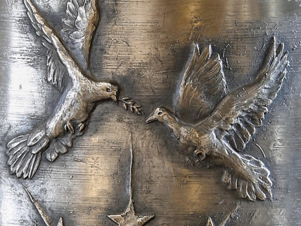 Friedenstauben von Massimiliano Pironti.