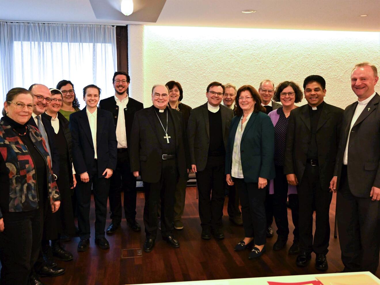 Das Synodale Team des Bistums Augsburg vor seiner konstituierenden Sitzung (Foto: Ulrich Bobinger / pba).