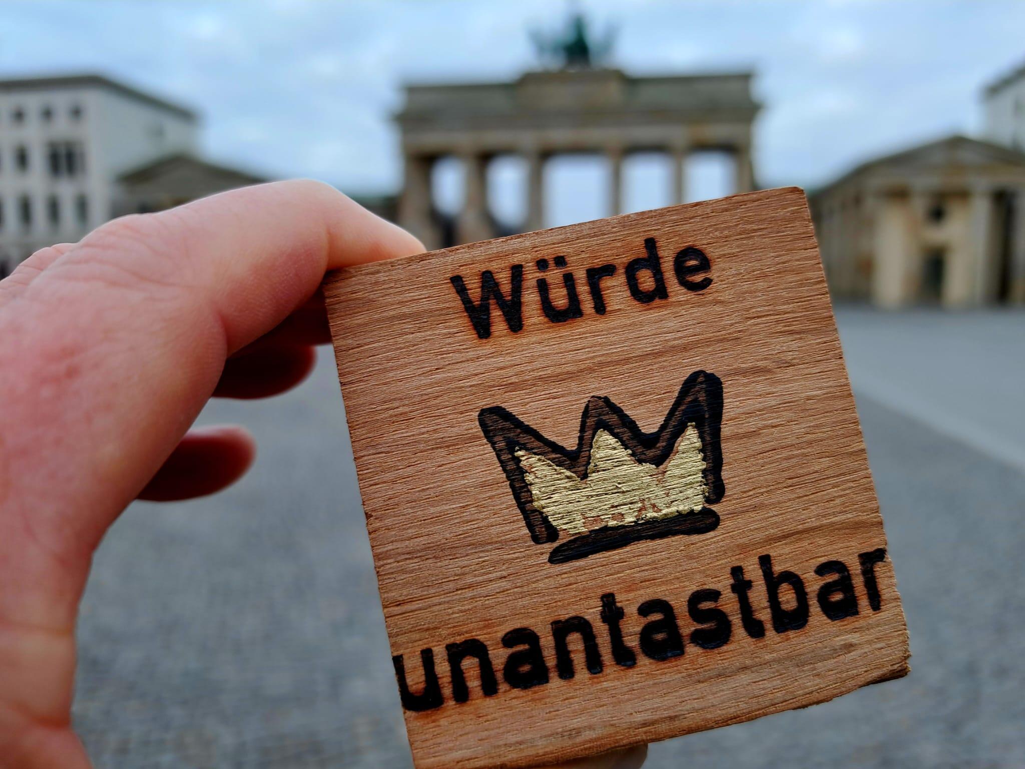 kw-12-wuerde-ist-unantastbar-b