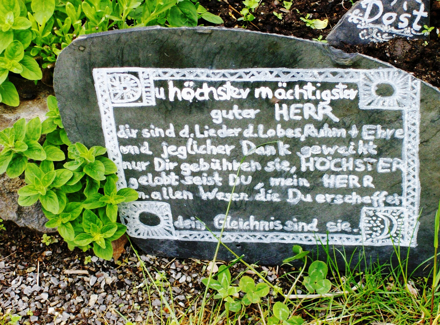 oberzeller-kraeutergarten1008674