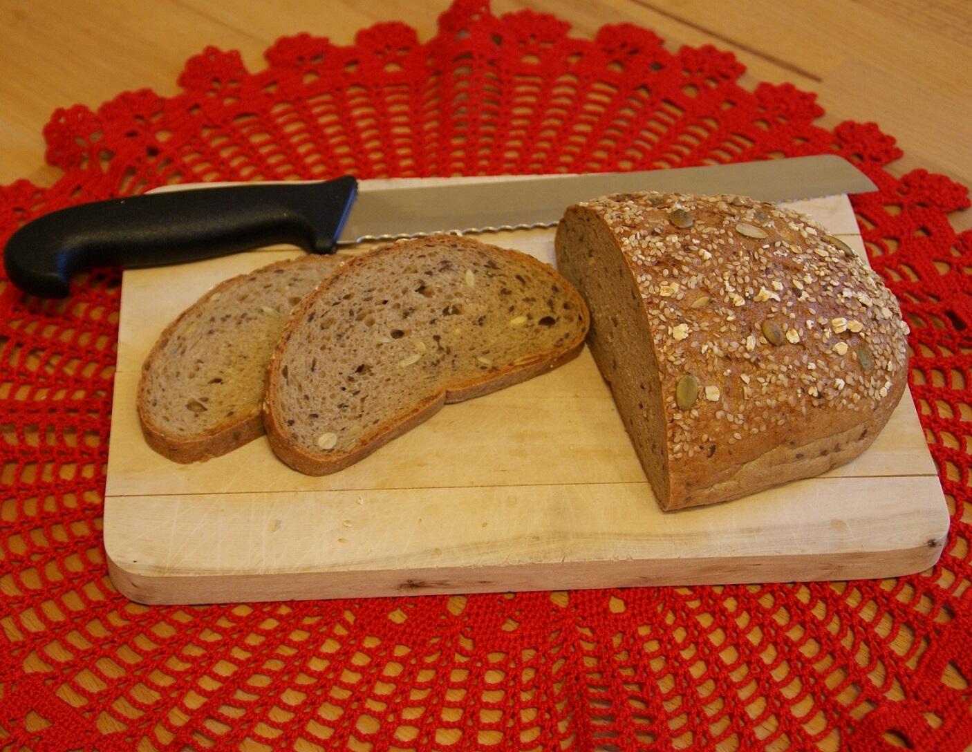 gi-kw-10-taegliches-brot1845782