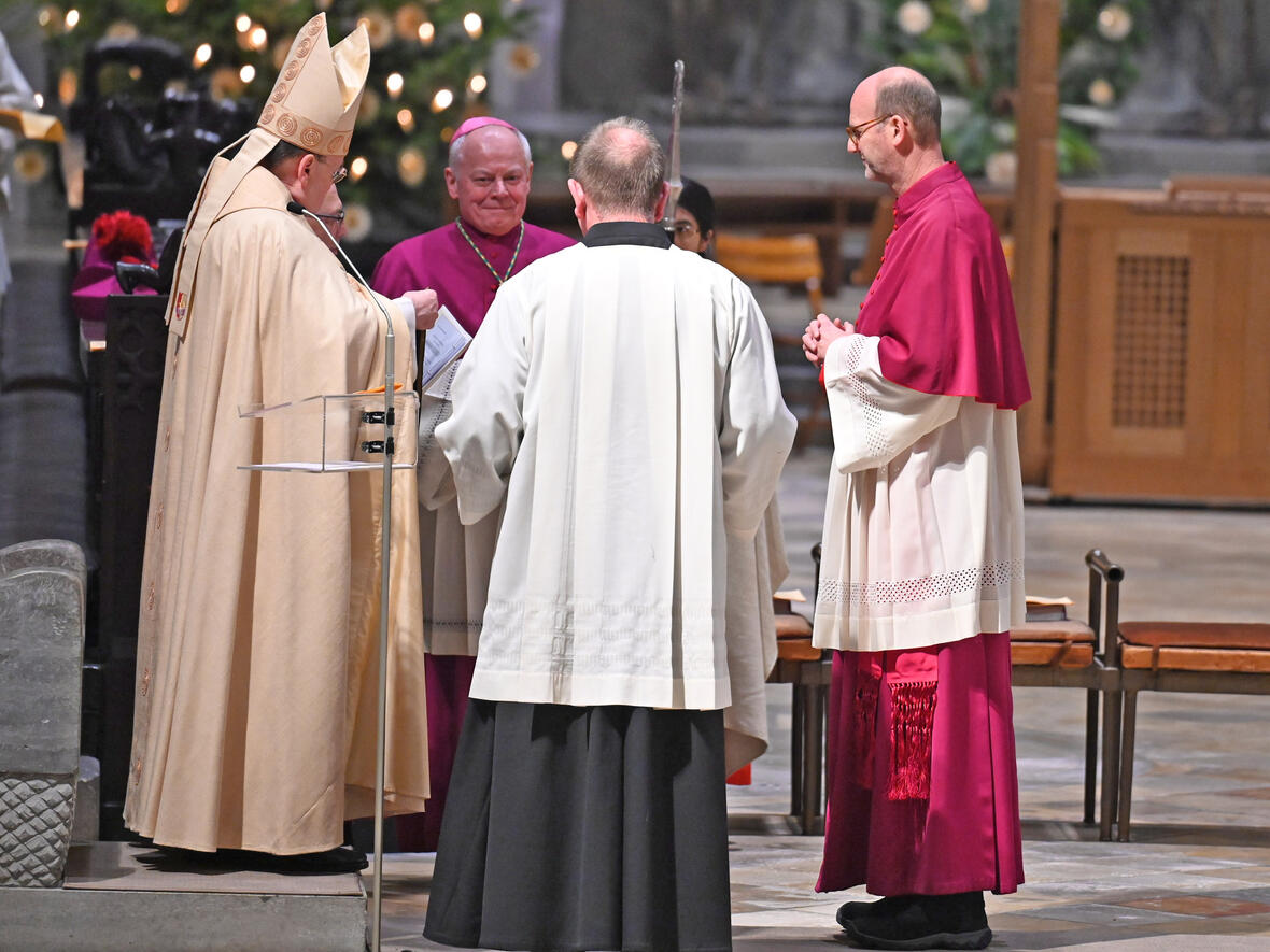 2024_01_07_Einführung Domkapitular Rauch (Foto Julian Schmidt)