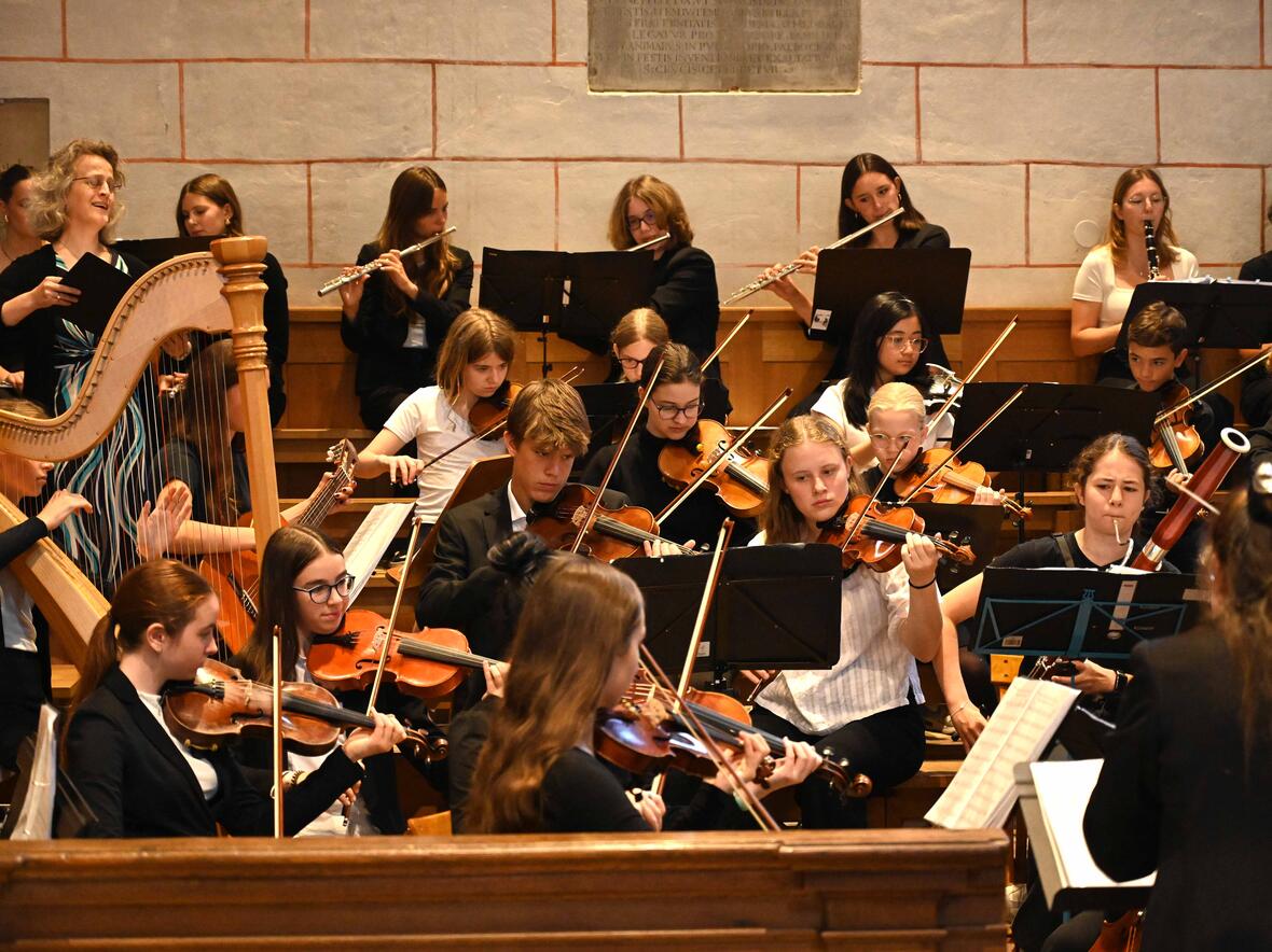 03_Bischofsgeburtstag Orchester Maria Stern