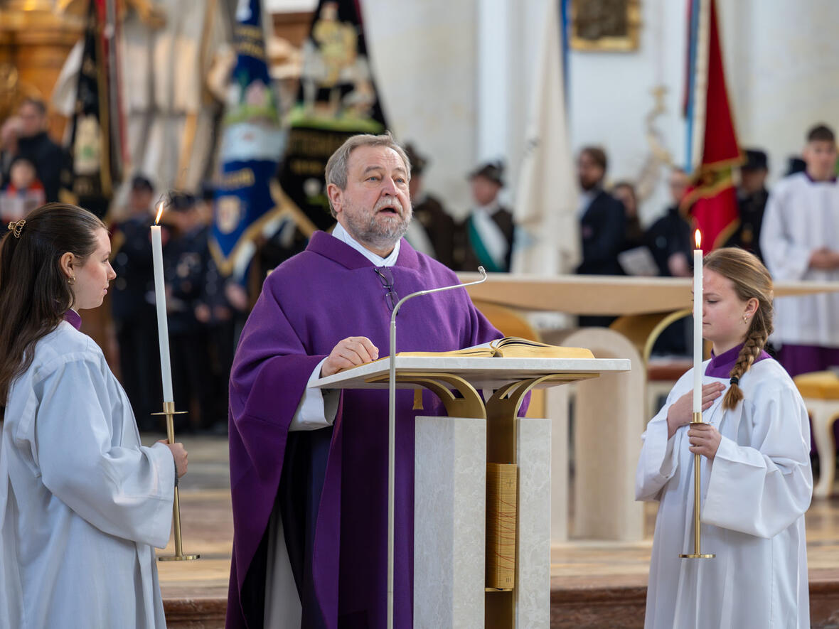 Altarweihe in Dießen (Foto Julian Schmidt_pba)-07
