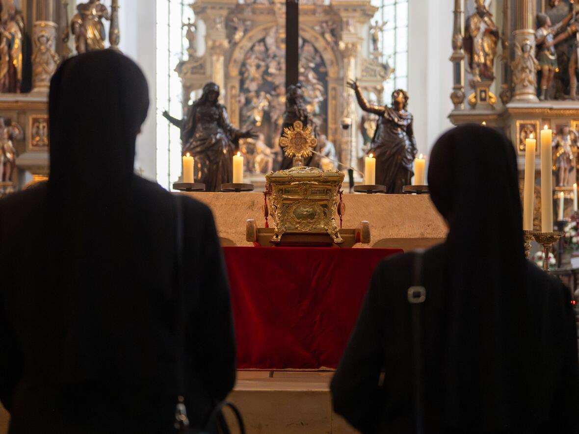 2025_07_03_Pontifikalvesper Ulrichswoche  (Foto Julian Schmidt_pba)-50