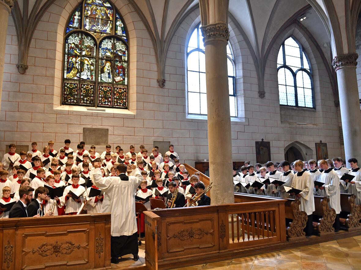 Fronleichnam in Augsburg 2025 (Foto Nicolas Schnall pba) (2)