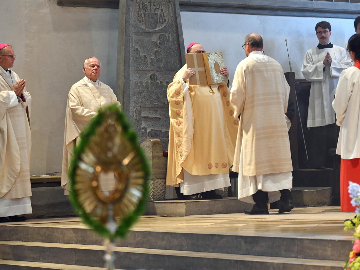 Fronleichnam in Augsburg 2025 (Foto Nicolas Schnall pba) (4)