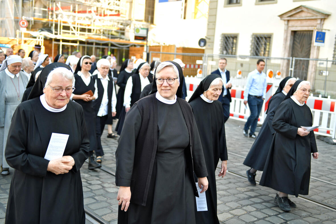 Fronleichnam in Augsburg 2025 (Foto Nicolas Schnall pba) (13)