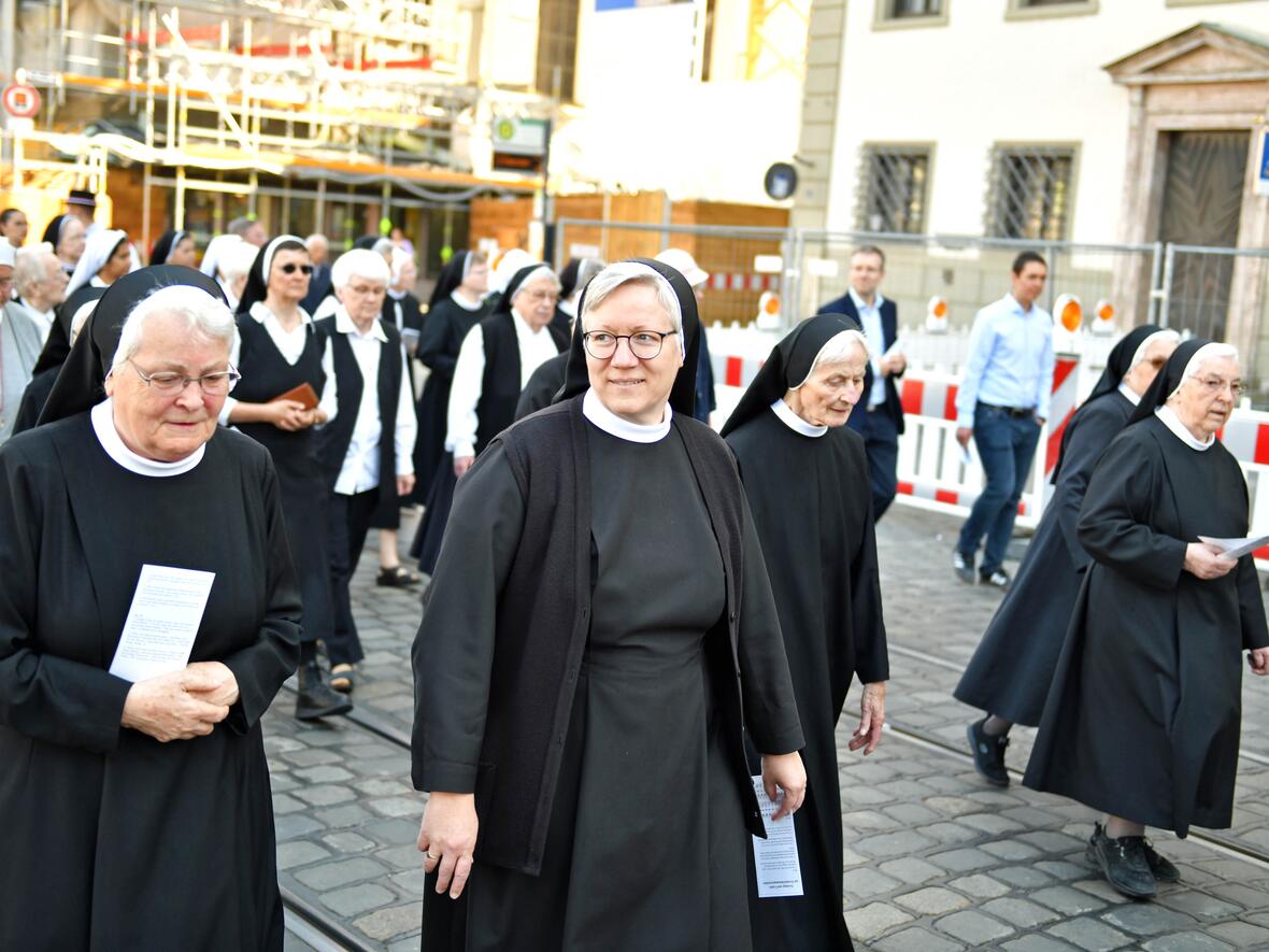 Fronleichnam in Augsburg 2025 (Foto Nicolas Schnall pba) (13)
