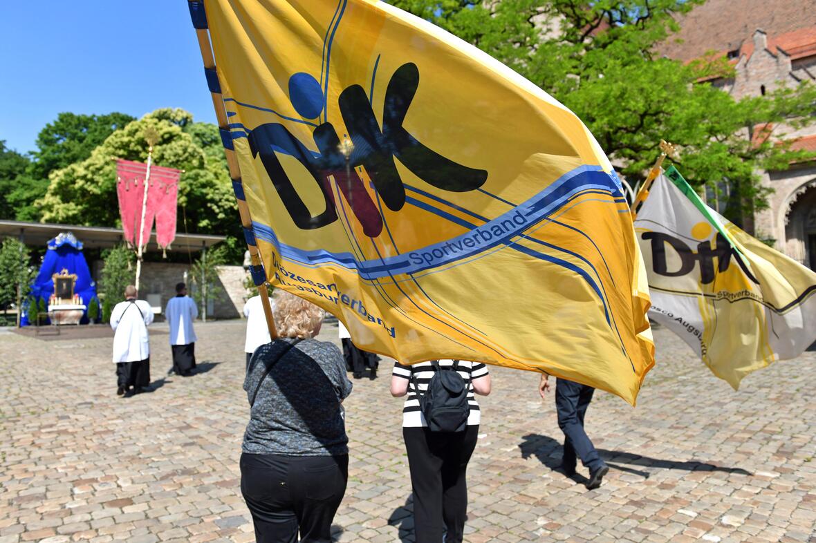 Fronleichnam in Augsburg 2025 (Foto Nicolas Schnall pba) (24)