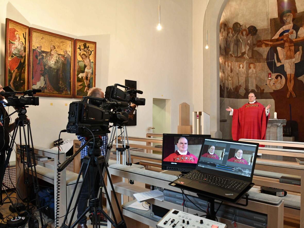 07_Livesgestreamte Gottesdienste aus der Bischofshauskaplle waren während der Corona-Pandemie an der Tagesordnung (Foto Daniel Jäckel pba)