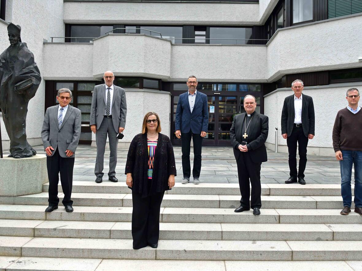 14_Unabhängige Aufarbeitungskommission nimmt Arbeit auf (Foto Nicolas Schnall pba)