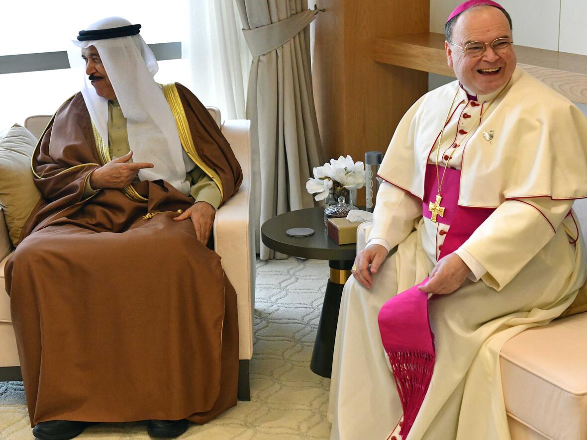 31_Bischof Bertram in Abu Dhabi (Foto Ulrich Bobinger pba)