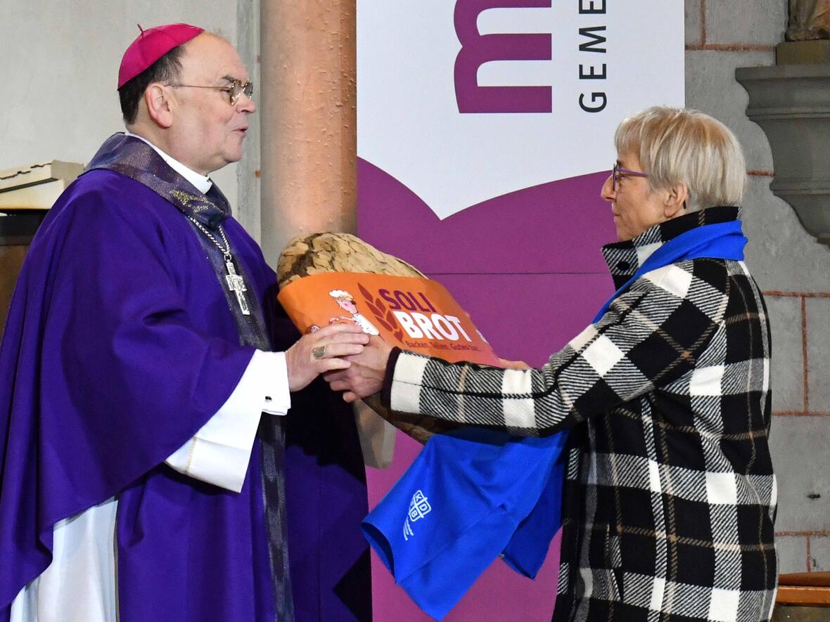 32_Misereor-Fastenaktion 2023_Eröffnungsgottesdienst im Augsburger Dom (Foto Nicolas Schnall pba)