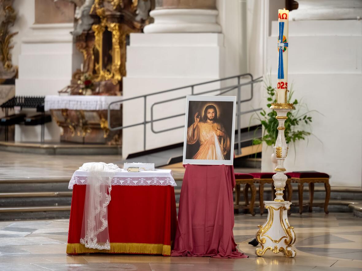 2025_09_08_Jungfrauenweihe Ottobeuren Bildergalerie (Foto Julian Schmidt_pba)-04