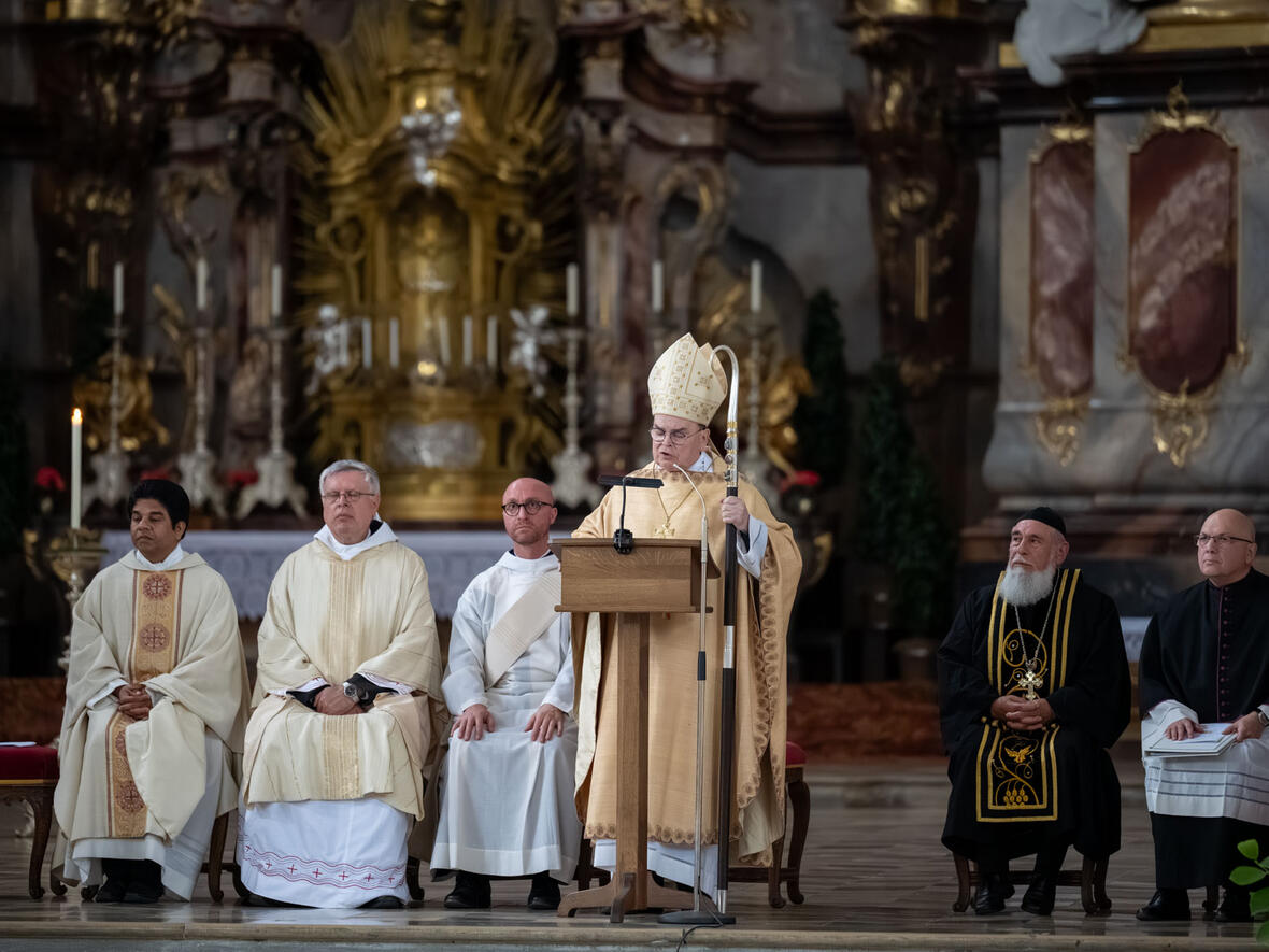 2025_09_08_Jungfrauenweihe Ottobeuren Bildergalerie (Foto Julian Schmidt_pba)-06
