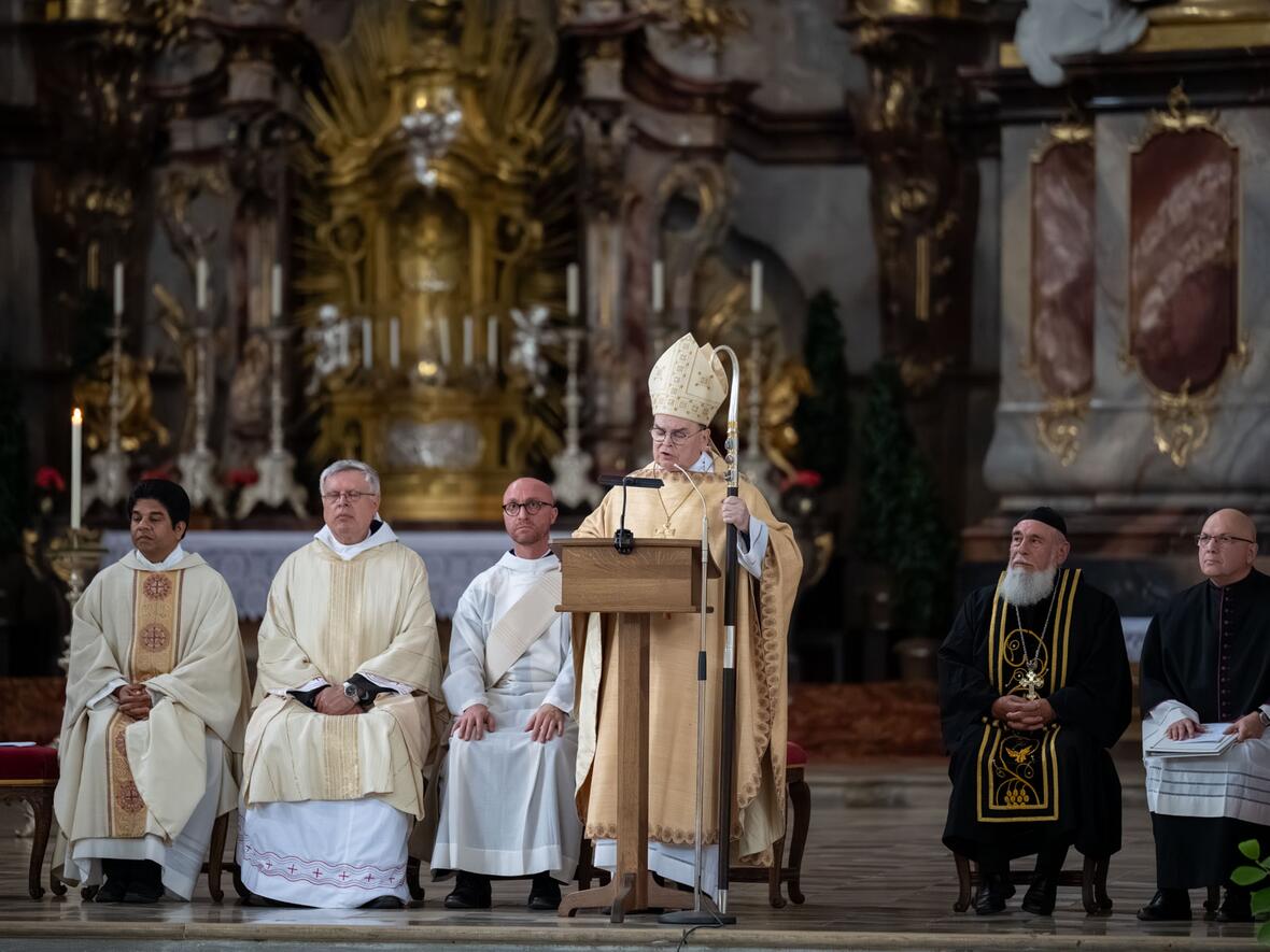 2025_09_08_Jungfrauenweihe Ottobeuren Bildergalerie (Foto Julian Schmidt_pba)-06