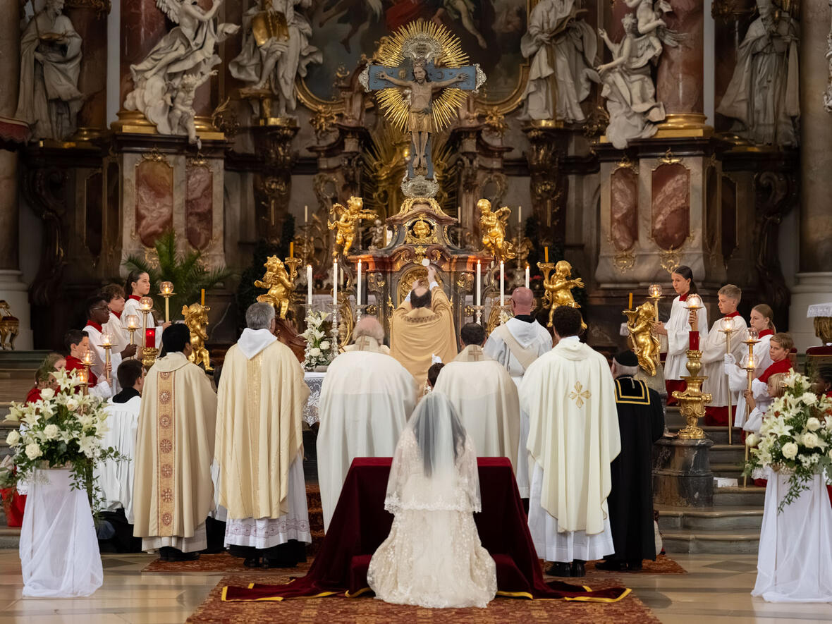 2025_09_08_Jungfrauenweihe Ottobeuren Bildergalerie (Foto Julian Schmidt_pba)-19