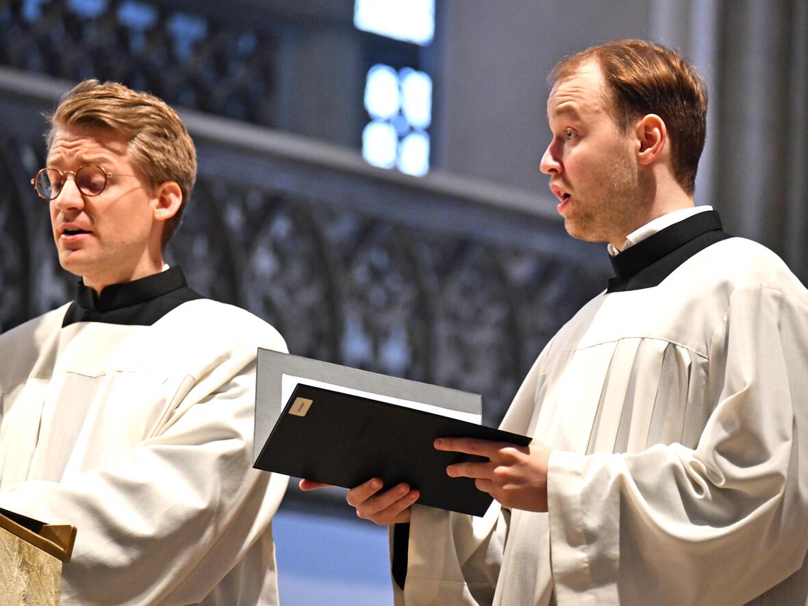 Karfreitag im Augsburger Dom (Foto Nicolas Schnall pba) 2