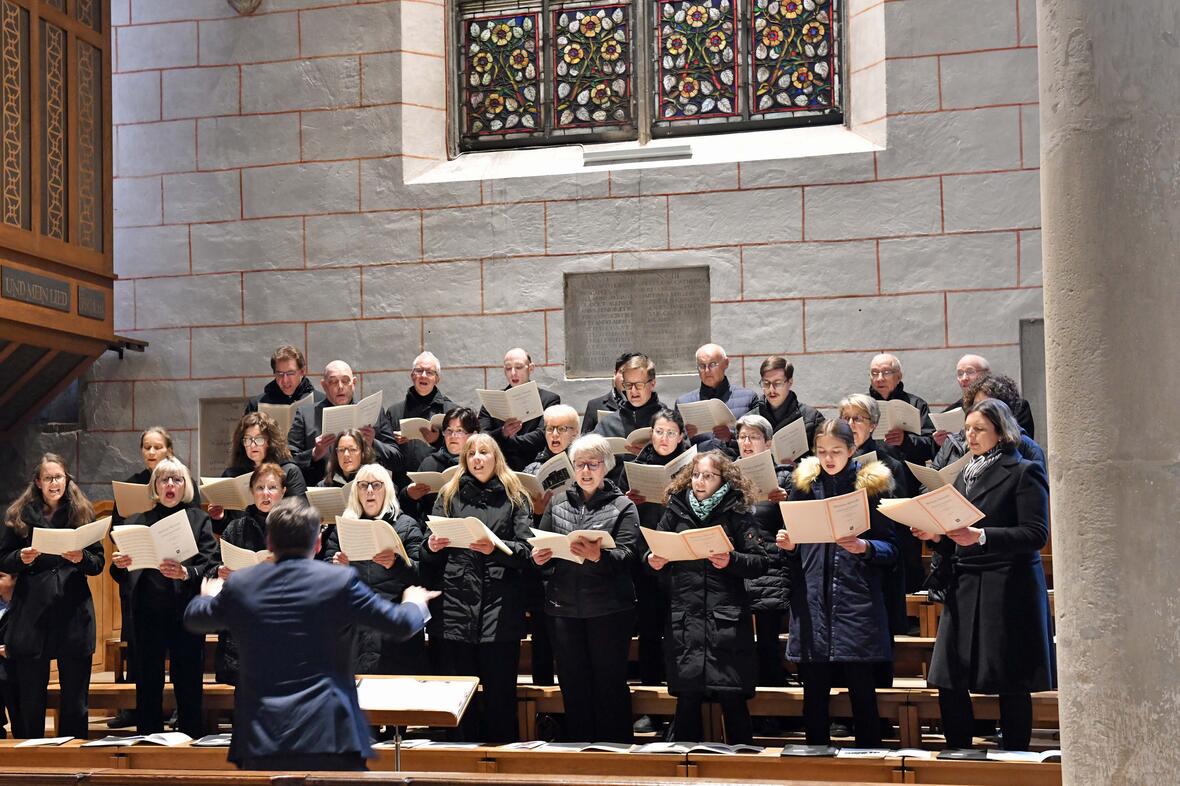 Karfreitag im Augsburger Dom (Foto Nicolas Schnall pba) 4
