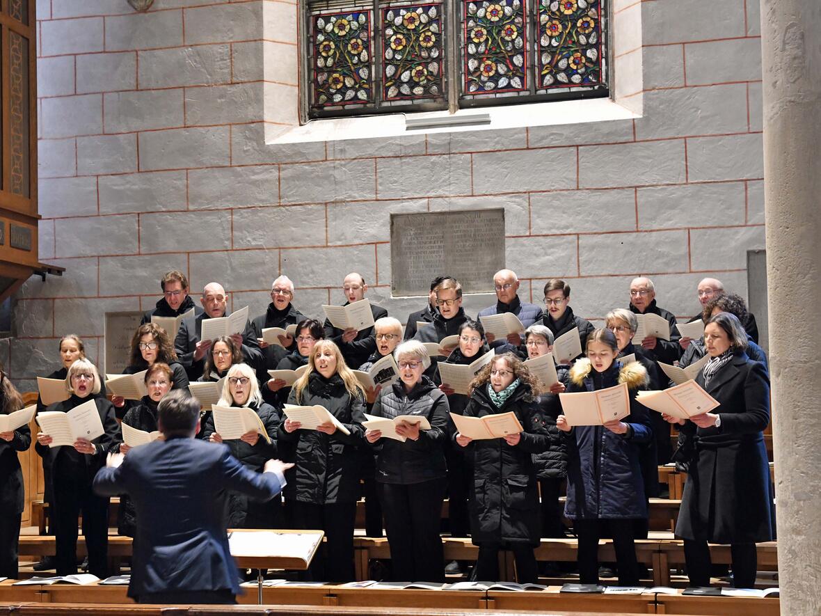 Karfreitag im Augsburger Dom (Foto Nicolas Schnall pba) 4