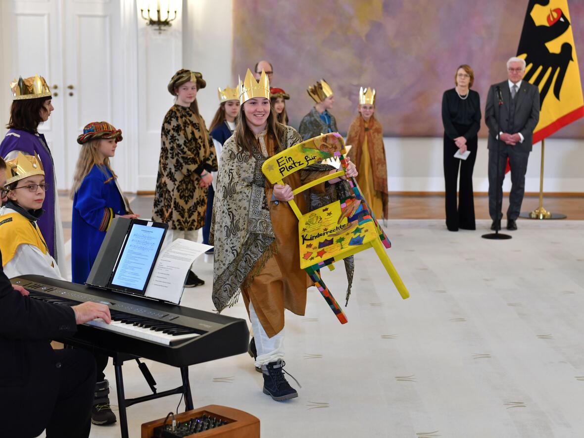 09_Sternsinger aus Kempten von Bundespräsident empfangen (Foto Nicolas Schnall pba)