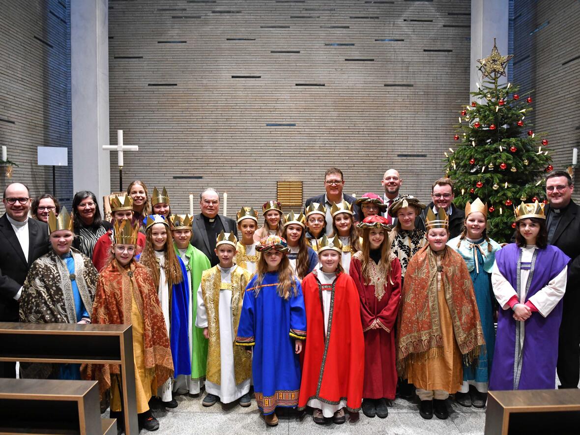 28_Sternsinger aus Kempten von Bundespräsident empfangen (Foto Nicolas Schnall pba)