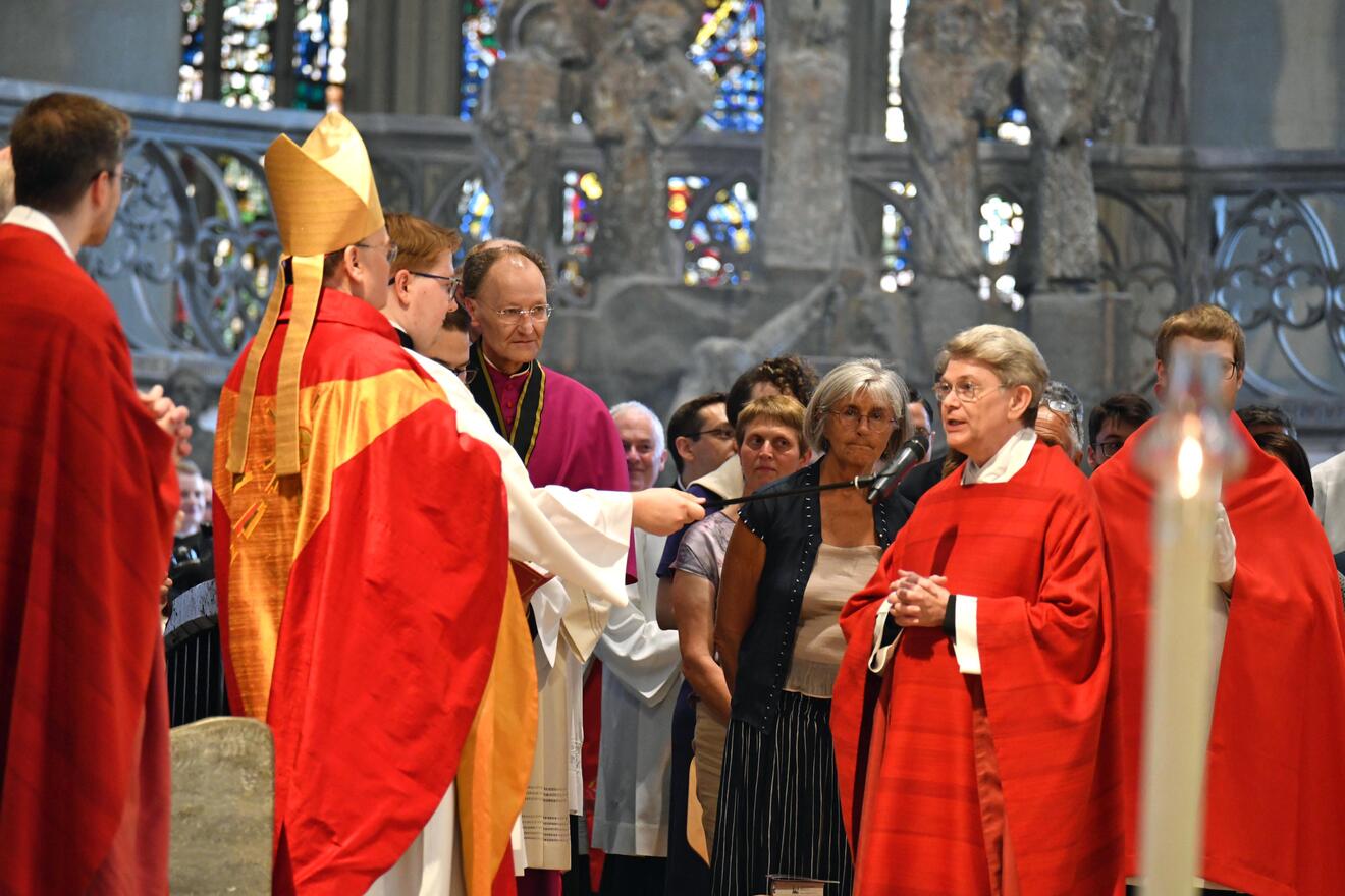 Priesterweihe im Augsburger Dom 2025 (Foto Nicolas Schnall pba) 02