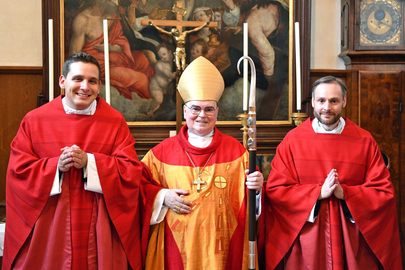 Priesterweihe im Augsburger Dom 2025 (Foto Nicolas Schnall pba) 28
