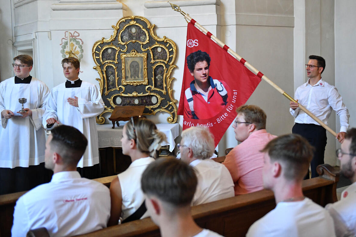 Priesterweihe im Augsburger Dom 2025 (Foto Nicolas Schnall pba) 29