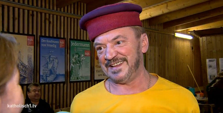 Schauspielerpfarrer---Pater-Markus