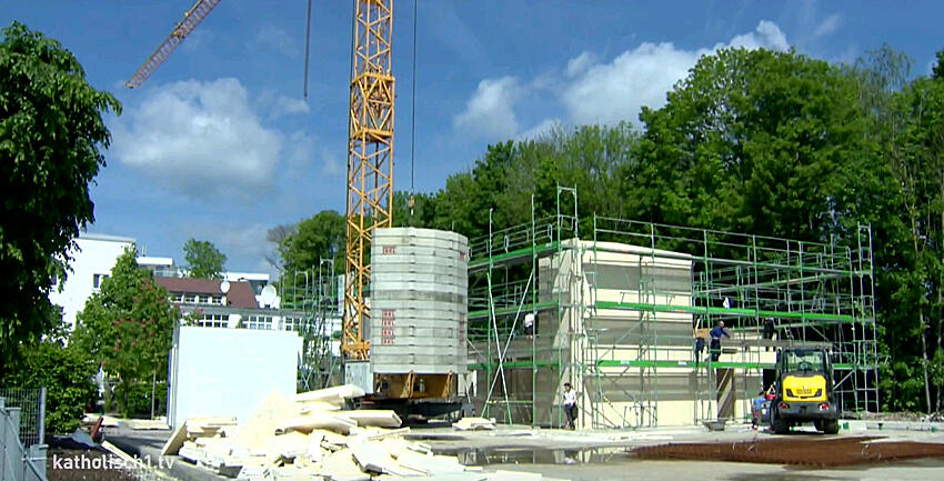 Boxbild Caritas Wiederaufbau