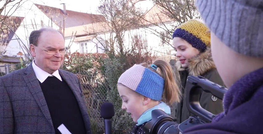 interview-kinderreporter-treffen-den-neuen-bischof3670132