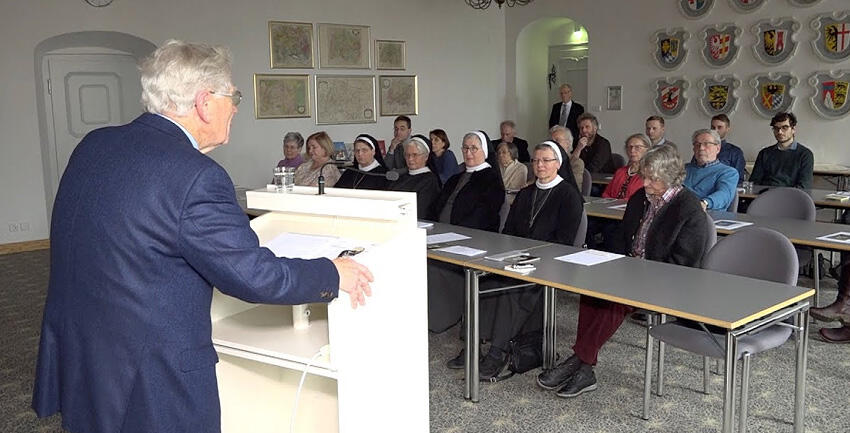 karl-poernbacher-und-die-heilige-crescentia-von-kaufbeuren3697744