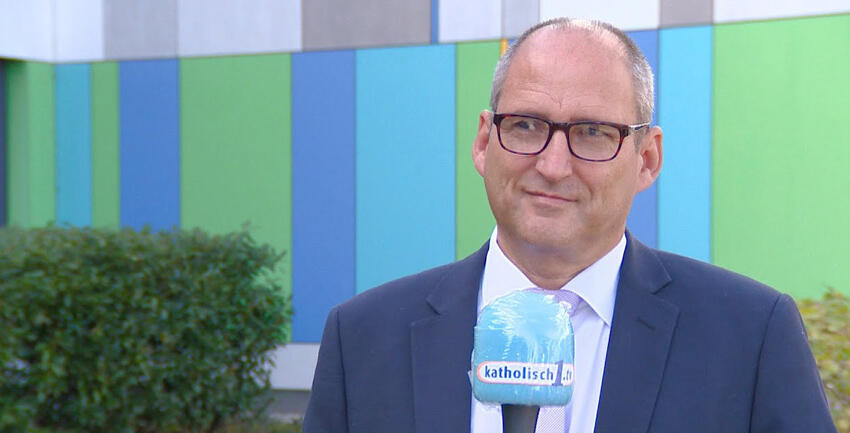 interview-mit-schulwerksdirektor-peter-kosak3840283