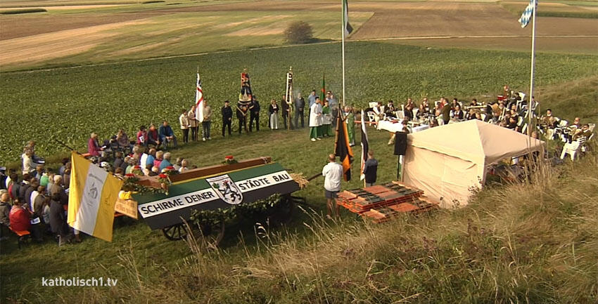 Gipfelkreuz Gundelfingen (katholisch1tv)