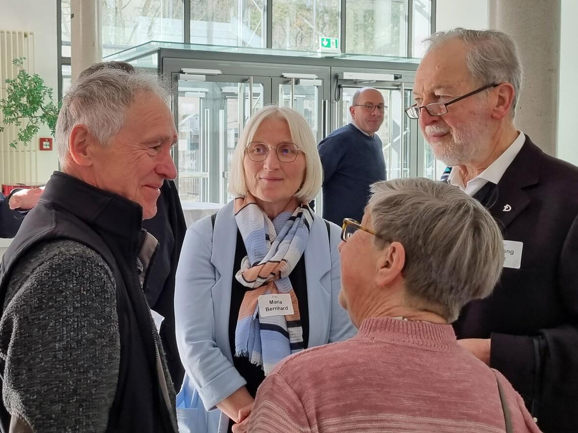 Angeregte Gespräche beim Diakonentag in Dillingen (Fotos: Diakon Gerhard Rummel, Arbeitsstelle Ständiger Diakonat)