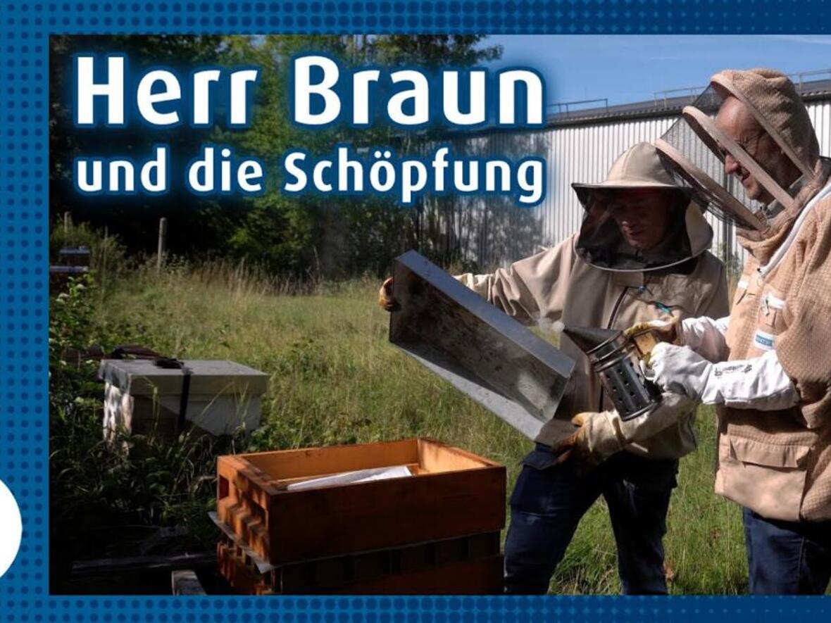 Für den Beitrag hat "Herr Braun" auch einen Imker besucht. (Foto: katholisch1.tv)